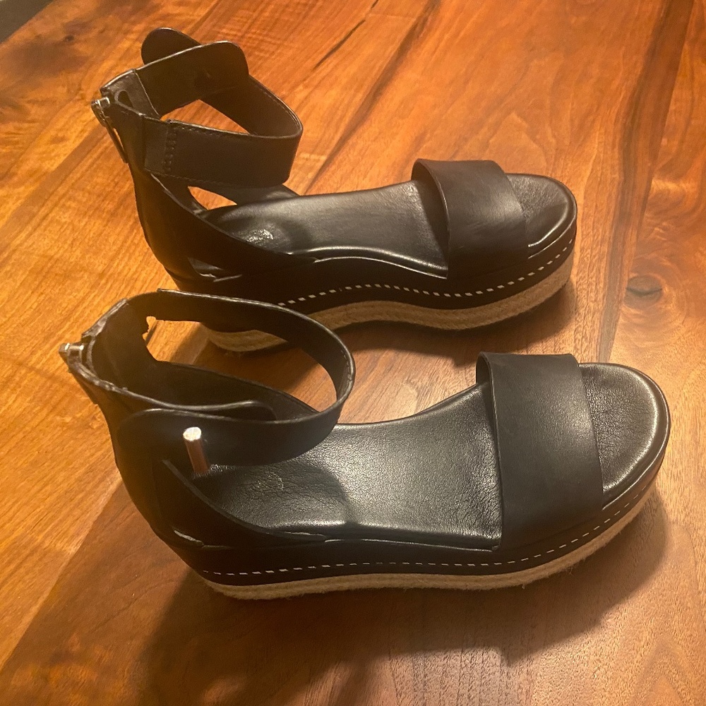 Sarto by Franco Sarto Messina Ankle Strap Platform Sandal